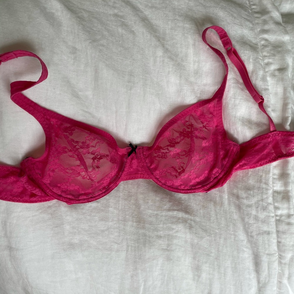 Betsy Johnson pink lace bra
